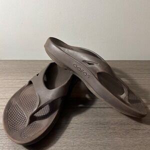OOFOS Original Mocha Recovery Flip Flop Sandals M7 W9